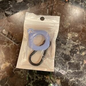 AirTag keychain holder for keys